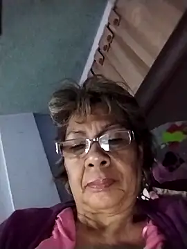 Snapshot of OliviaMorris1 chatting on 03.10.26 OliviaMorris1 online show from 03.10.26