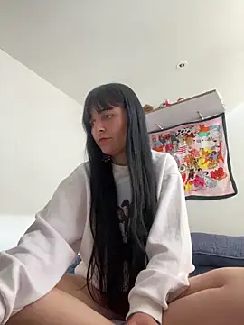 Snapshot of Abril_thompson98 chatting on 09.15.25 Abril thompson98 online show from 09.15.25