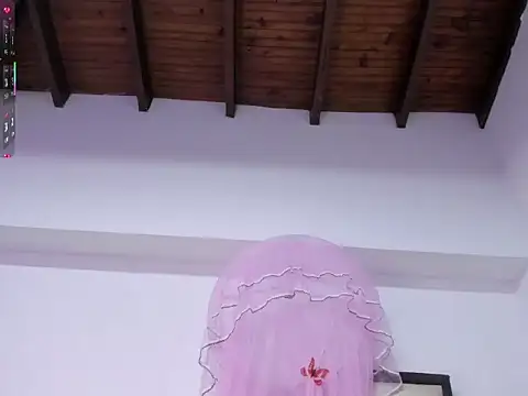 Snapshot of Avi_Winklar chatting on 03.10.26 Avi Winklar online show from 03.10.26