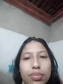 Snapshot of Auroragravidinha chatting on 12.20.25 Auroragravidinha online show from 12.20.25