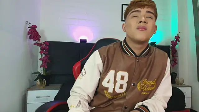 Lucass love online show from 06.10.26