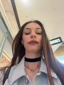 Amelie Crosby online show from 06.27.26
