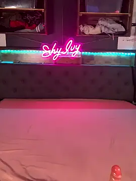 Snapshot of Shy_Ivy chatting on 09.25.25 Shy Ivy online show from 09.25.25