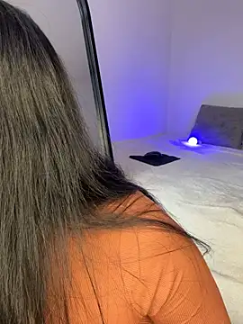 Snapshot of lunatorch chatting on 10.22.25 lunatorch online show from 10.22.25