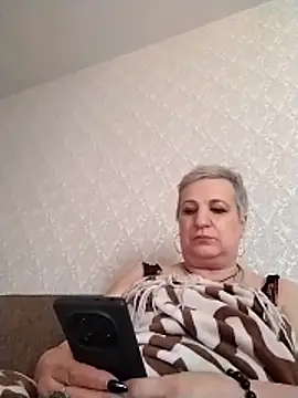 StarNicole online show from 04.28.26