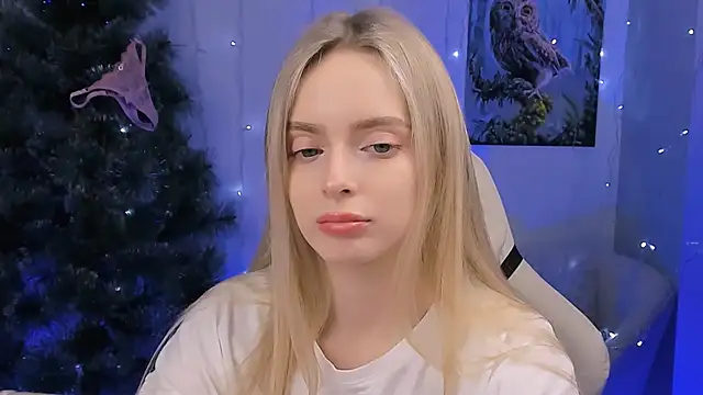 JuliaBrewwer online show from 12.19.25