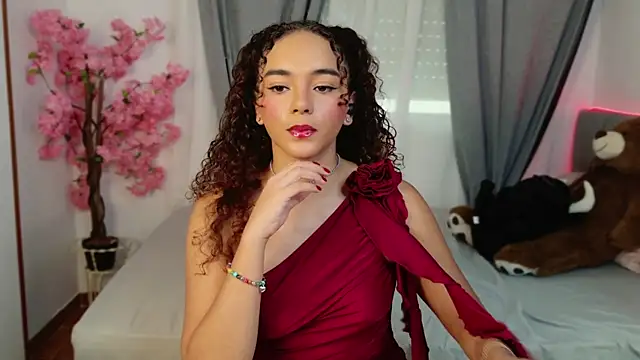 Snapshot of Taylor_Tina chatting on 09.21.25 Taylor Tina online show from 09.21.25