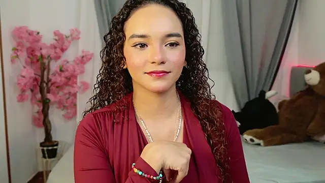 Snapshot of Taylor_Tina chatting on 09.22.25 Taylor Tina online show from 09.22.25