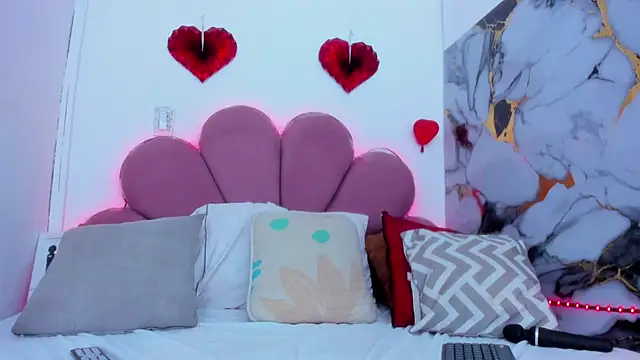 minnari online show from 03.04.26