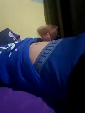 Snapshot of elbbxxx1999 chatting on 10.02.25 elbbxxx1999 online show from 10.02.25