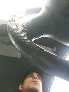 Snapshot of jhoi95 chatting on 09.20.25 jhoi95 online show from 09.20.25