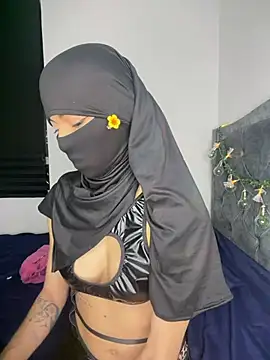  Zahiira  online show from 07.17.26