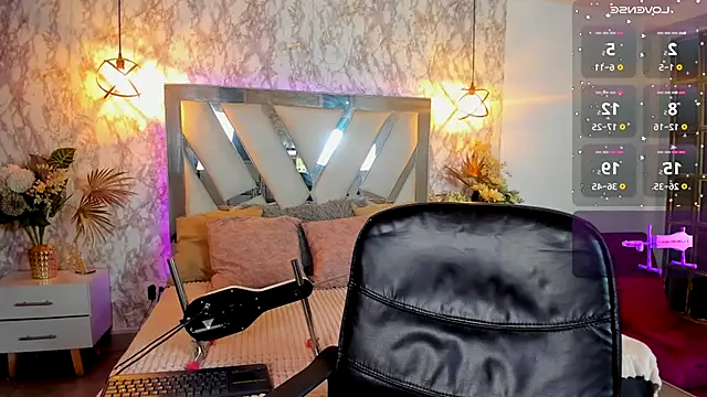 Aisha poweer online show from 11.11.25