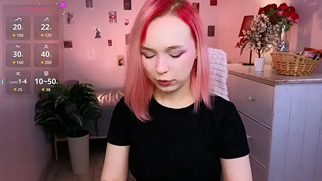 NaomiYoru online show from 04.28.26