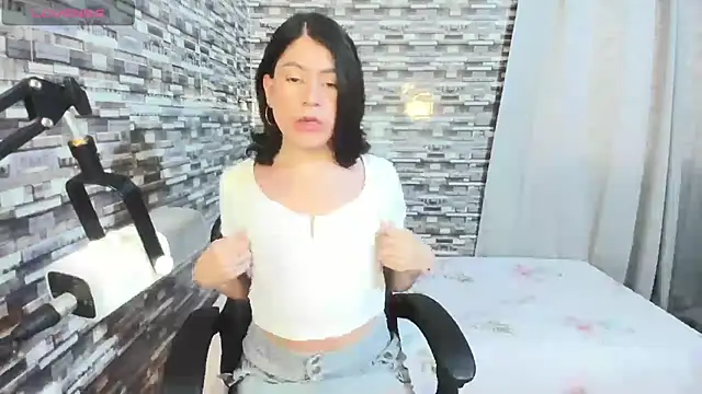 Snapshot of xxxEmmaxx chatting on 03.06.26 xxxEmmaxx online show from 03.06.26