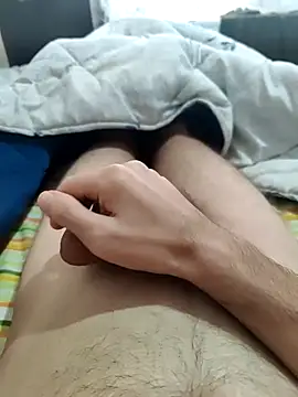 emrekzlk52 online show from 02.13.26