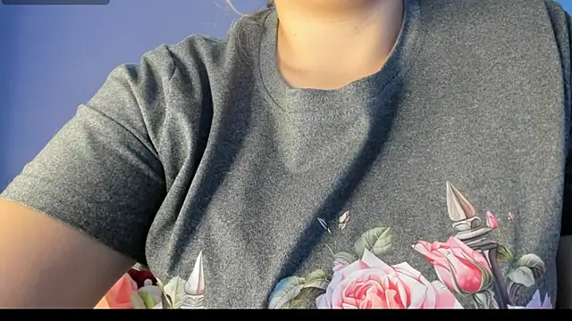 Snapshot of Noortaheri88 chatting on 11.02.25 Noortaheri88 online show from 11.02.25