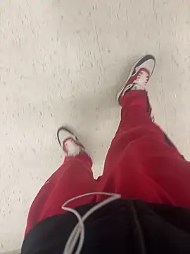 Snapshot of takeyoudeeper chatting on 09.29.25 takeyoudeeper online show from 09.29.25