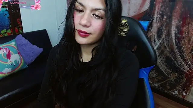 Snapshot of gigi_gilt_ chatting on 08.03.26 gigi gilt online show from 08.03.26