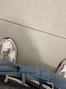 Snapshot of kamo012000 chatting on 09.22.25 kamo012000 online show from 09.22.25