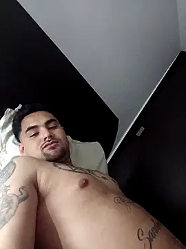 Maximo cum27 online show from 03.04.26