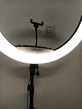 Snapshot of Sexy_kaira01 chatting on 10.17.25 Sexy kaira01 online show from 10.17.25