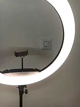 Snapshot of Sexy_kaira01 chatting on 11.02.25 Sexy kaira01 online show from 11.02.25