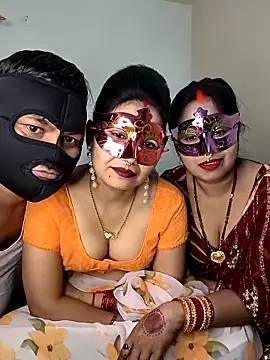 Snapshot of Sexy_kaira01 chatting on 02.05.26 Sexy kaira01 online show from 02.05.26