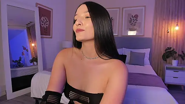 AuroraEvanss online show from 04.27.26