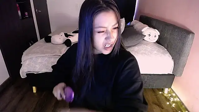 Mia 1120 online show from 01.10.26