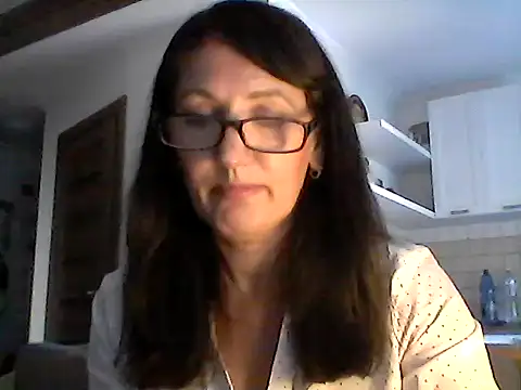 Snapshot of Elena48324 chatting on 10.08.25 Elena48324 online show from 10.08.25