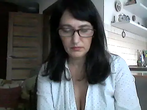 Snapshot of Elena48324 chatting on 02.08.26 Elena48324 online show from 02.08.26