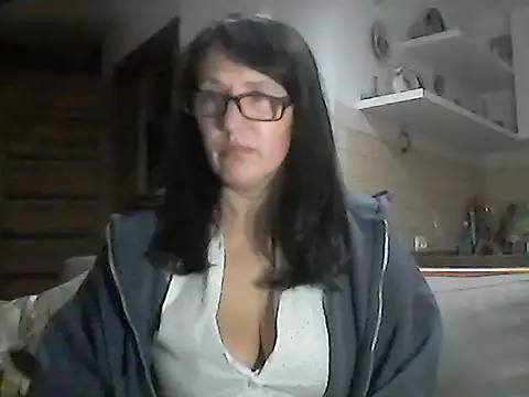 Snapshot of Elena48324 chatting on 03.08.26 Elena48324 online show from 03.08.26