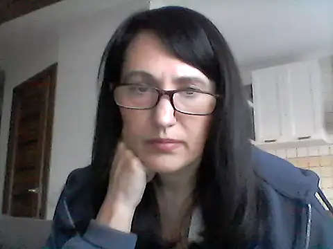 Snapshot of Elena48324 chatting on 03.12.26 Elena48324 online show from 03.12.26