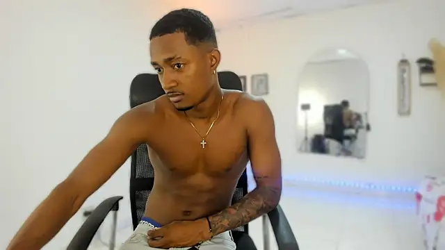 Snapshot of AbonySex69 chatting on 11.21.25 AbonySex69 online show from 11.21.25