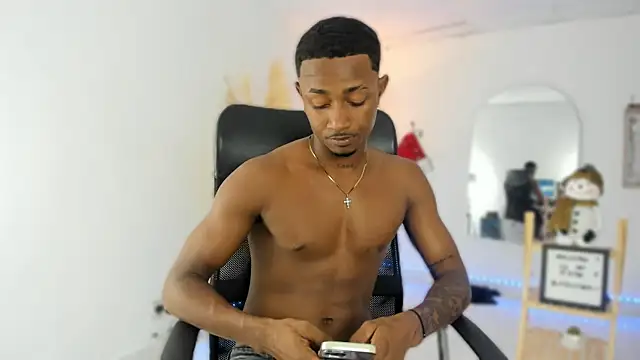 Snapshot of AbonySex69 chatting on 12.04.25 AbonySex69 online show from 12.04.25