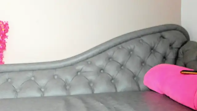 Dafne Mel online show from 09.11.25