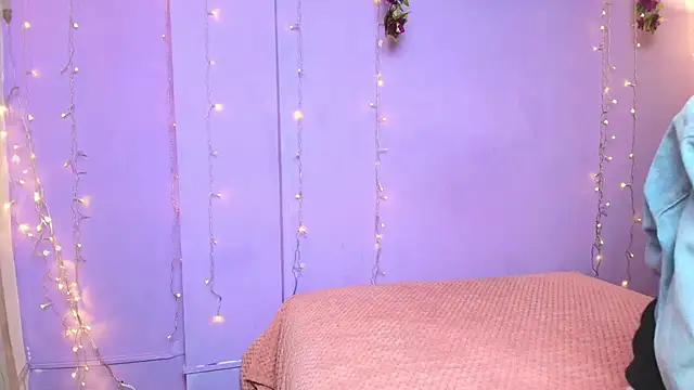 Dafne Mel online show from 11.13.25