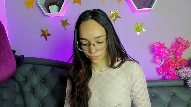 Dafne Mel online show from 11.27.25