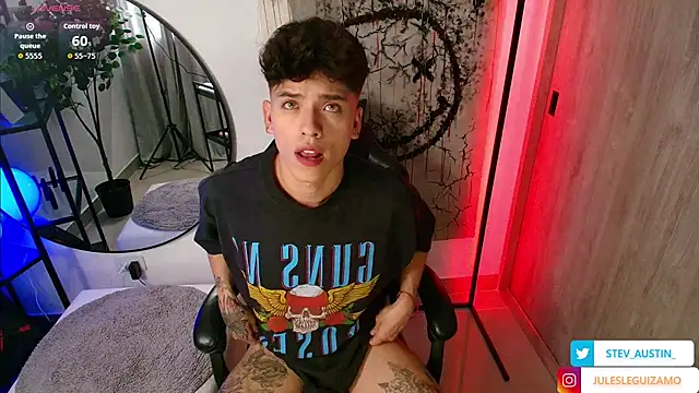 Snapshot of stev_austin_ chatting on 02.13.26 stev austin online show from 02.13.26