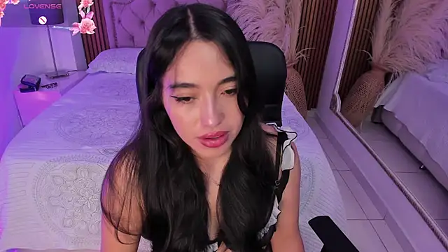 Snapshot of Starbutterflyy_ chatting on 02.07.26 Starbutterflyy online show from 02.07.26