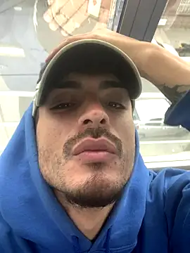 malek xarx  online show from 09.10.25