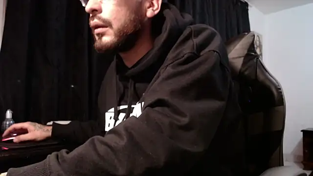 Snapshot of malek_xarx_ chatting on 02.12.26 malek xarx online show from 02.12.26