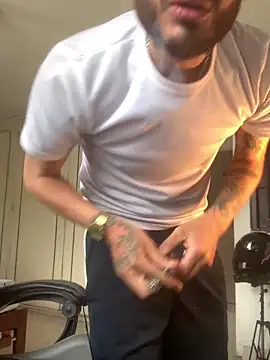 Snapshot of malek_xarx_ chatting on 02.19.26 malek xarx online show from 02.19.26