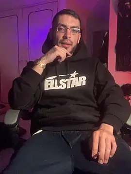 Snapshot of malek_xarx_ chatting on 02.28.26 malek xarx online show from 02.28.26