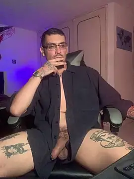 Snapshot of malek_xarx_ chatting on 03.07.26 malek xarx online show from 03.07.26