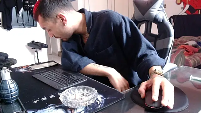 Snapshot of malek_xarx_ chatting on 03.09.26 malek xarx online show from 03.09.26