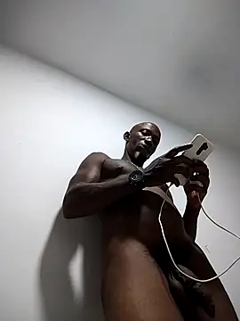 Snapshot of Jhoan_Simply chatting on 12.17.25 Jhoan Simply online show from 12.17.25