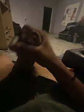 Snapshot of GARCIAfc chatting on 11.15.25 GARCIAfc online show from 11.15.25