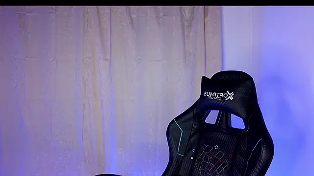 Snapshot of Danny_cute_05 chatting on 02.16.26 Danny cute 05 online show from 02.16.26